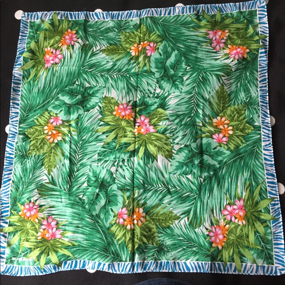 Pinky & Dianne Handkerchief